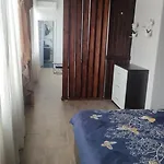 Bed & Breakfast Carul Cu Flori Craiova