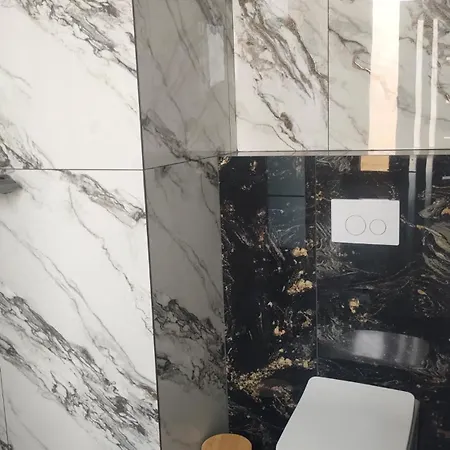 Bed & Breakfast Carul Cu Flori 3*